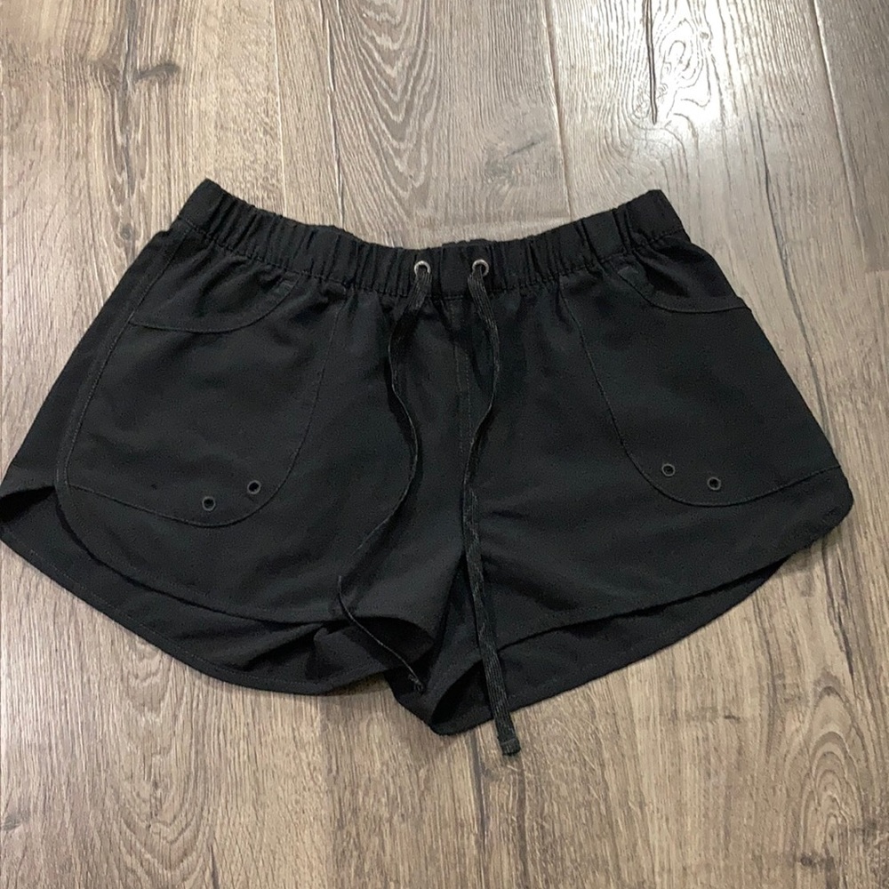 Patagonia women shorts size 8